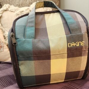 Dakine travel toiletry bag
